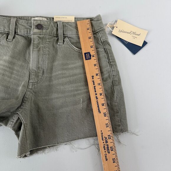 Universal Thread Vintage Midi Stretch Shorts Dusty Olive Green Women's 2 / 26 - Picture 11 of 12